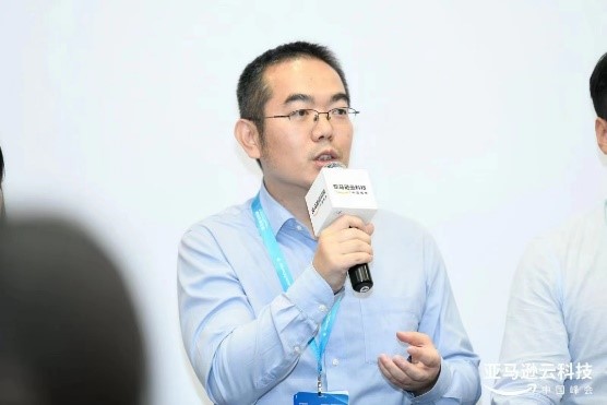 Lijian Zhao