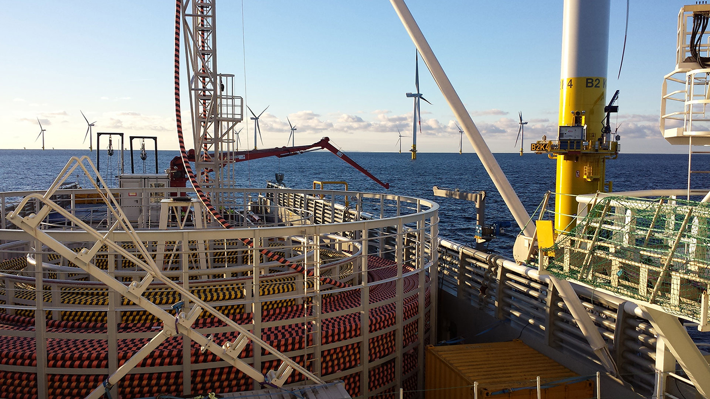 Cable laying sea vessel at wind farm