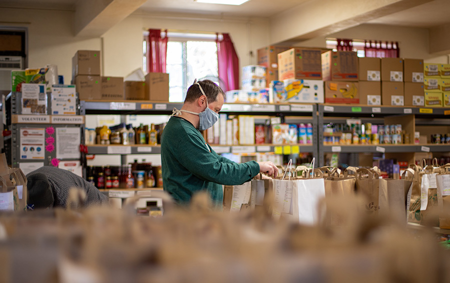 Packaging food items