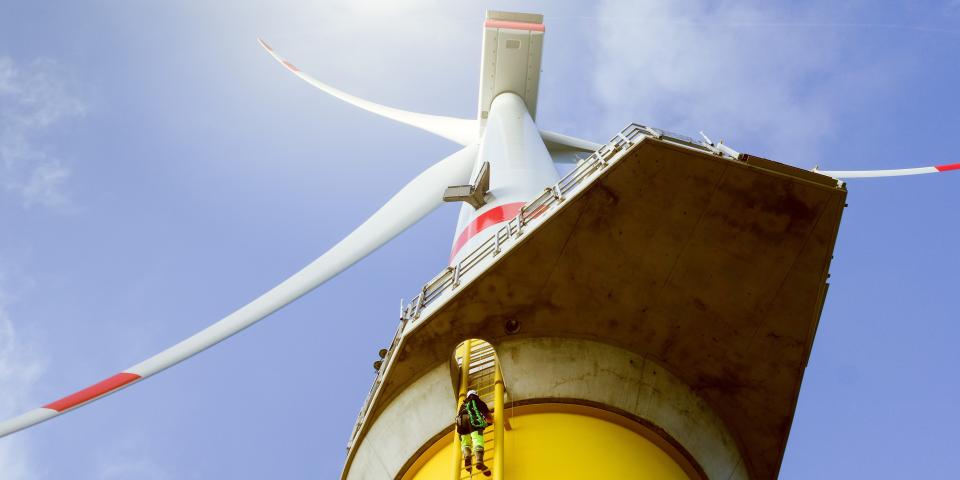 Offshore wind turbines