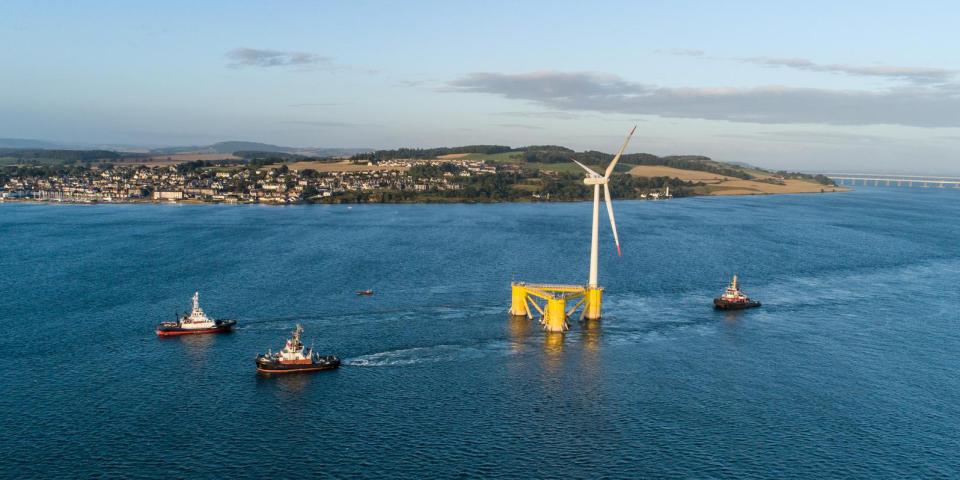 Offshore wind turbine and boats