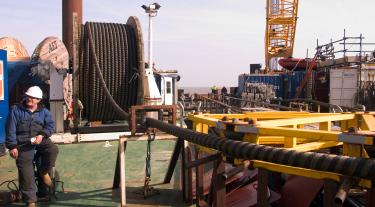 Cables on vessel