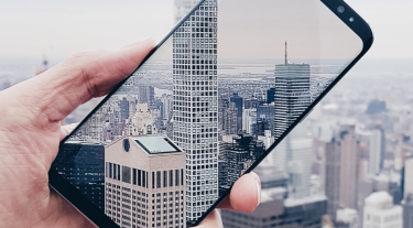 Samsung Galaxy taking picture of skyscrapers