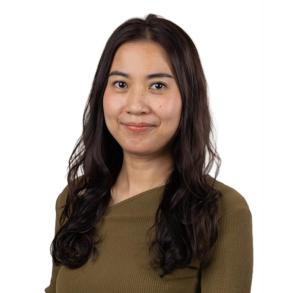 Indira Pratiwi headshot